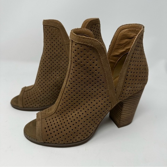 Lucky Brand  Larise Peep Toe Shoe Sesame Size 9 Womens - Picture 2 of 12